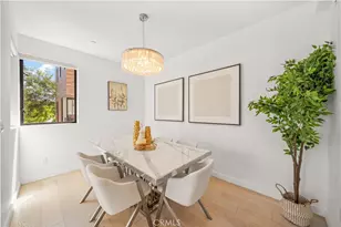 5151 W Redondo Ct, Los Angeles, CA 90019 - Photo 9