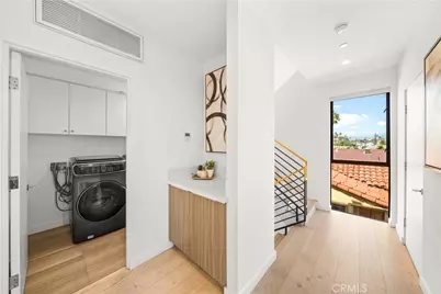 5151 W Redondo Court, Los Angeles, CA 90019 - Photo 21