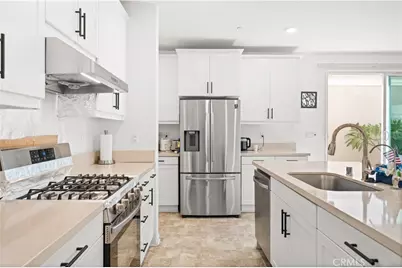5564 Valencia, Montclair, CA 91762 - Photo 13