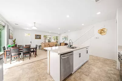 5564 Valencia, Montclair, CA 91762 - Photo 15