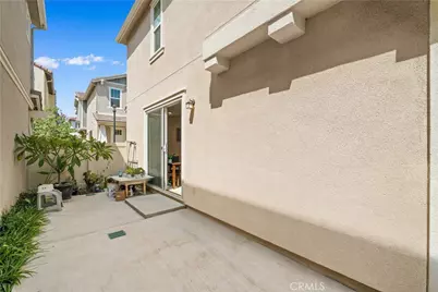 5564 Valencia, Montclair, CA 91762 - Photo 37