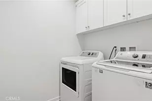 111 Episode, Irvine, CA 92618 - Photo 35