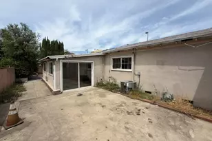 1022 Rodman, Pomona, CA 91767 - Photo 7