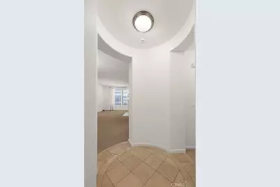 128 N Oak Knoll #206, Pasadena, CA 91101 - Photo 9