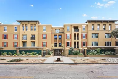 128 N Oak Knoll #206, Pasadena, CA 91101 - Photo 1