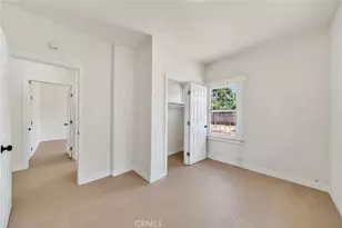 1020 W 70th St, Los Angeles, CA 90044 - Photo 17