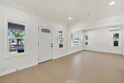 1020 W 70th Street, Los Angeles, CA 90044 - Photo 3