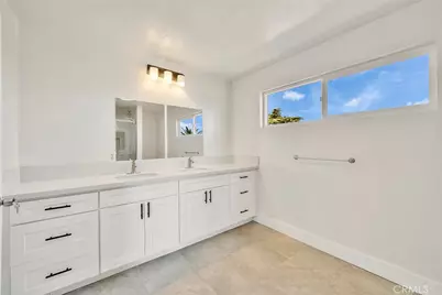 140 W 101st Street, Los Angeles, CA 90003 - Photo 11