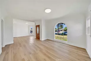 140 W 101st St, Los Angeles, CA 90003 - Photo 3
