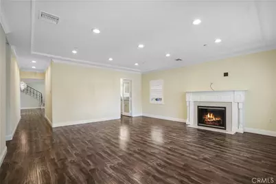 1025 E San Jose Ave, Burbank, CA 91501 - Photo 1
