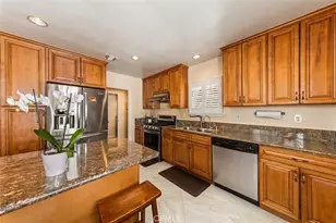 2335 Brentford, San Marino, CA 91108 - Photo 13