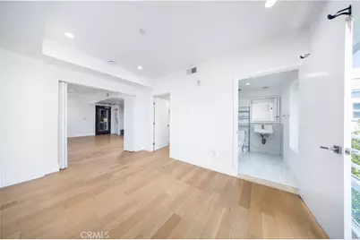 2939 Leeward #305, Los Angeles, CA 90005 - Photo 9