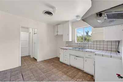 15118 Polk Street, Sylmar, CA 91342 - Photo 7