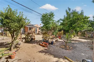 15118 Polk St, Sylmar, CA 91342 - Photo 23