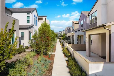 568 Mulligan, Irvine, CA 92618 - Photo 3