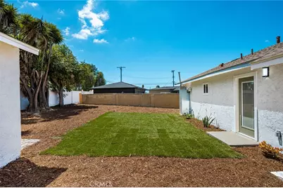 2430 W Bennett, Compton, CA 90220 - Photo 19