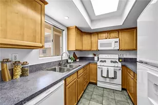 430 N Holliston, Pasadena, CA 91106 - Photo 15
