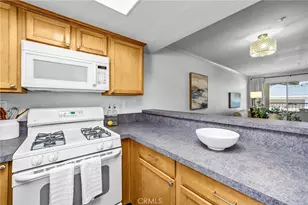 430 N Holliston, Pasadena, CA 91106 - Photo 17