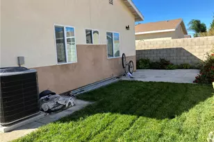 17548 Court St, Fontana, CA 92336 - Photo 9