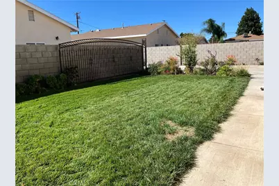 17548 Court Street, Fontana, CA 92336 - Photo 11