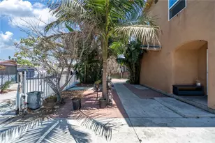 1214 E -1216 E 66th, Los Angeles, CA 90001 - Photo 5