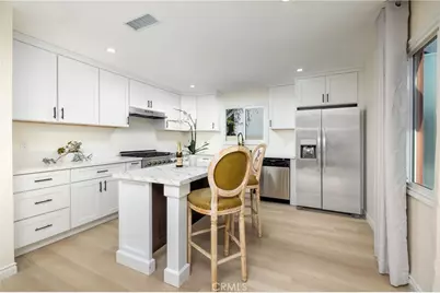 820 E Cameron Avenue, West Covina, CA 91790 - Photo 33