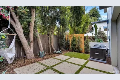 1351 Seward St, Los Angeles, CA 90028 - Photo 25
