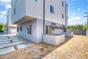 4103 S Normandie Ave, Los Angeles, CA 90037 - Photo 57