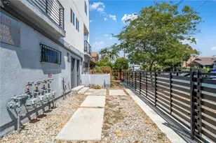 4103 S Normandie Ave, Los Angeles, CA 90037 - Photo 59