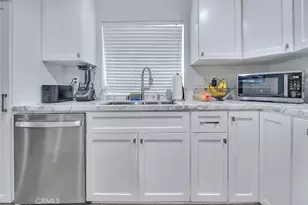 959 -959B Kenwood St, Upland, CA 91784 - Photo 9
