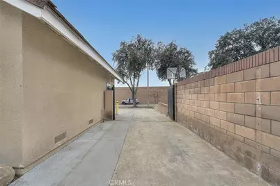 959 -959B Kenwood Street, Upland, CA 91784 - Photo 25
