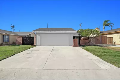 543 E Lincoln Street, Carson, CA 90745 - Photo 1