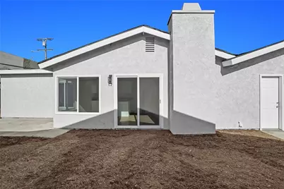 543 E Lincoln Street, Carson, CA 90745 - Photo 9