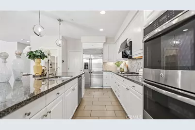 13256 Eaglebluff Lane, Eastvale, CA 92880 - Photo 11