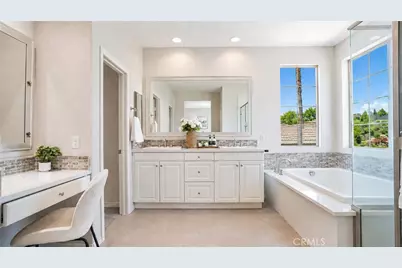 13256 Eaglebluff Lane, Eastvale, CA 92880 - Photo 17