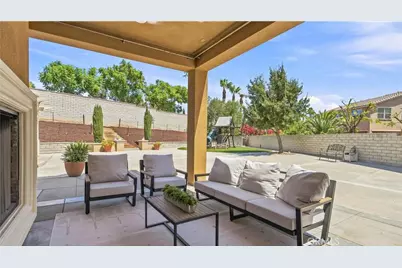 13256 Eaglebluff Lane, Eastvale, CA 92880 - Photo 23