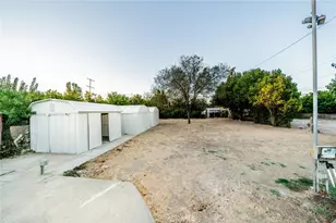 25513 Byron, San Bernardino, CA 92404 - Photo 29