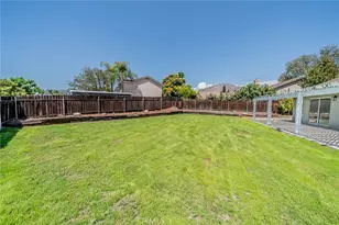 7650 Stoney Creek Ct, Highland, CA 92346 - Photo 25