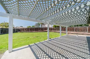 7650 Stoney Creek Ct, Highland, CA 92346 - Photo 21