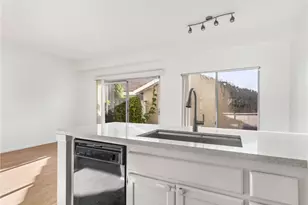 194 Greenmoor, Irvine, CA 92614 - Photo 15