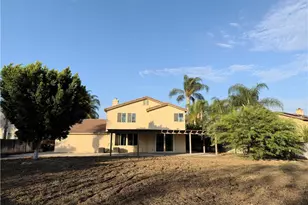 6879 Red Cardinal Ct, Corona, CA 92880 - Photo 21