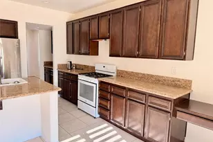 6879 Red Cardinal Ct, Corona, CA 92880 - Photo 5