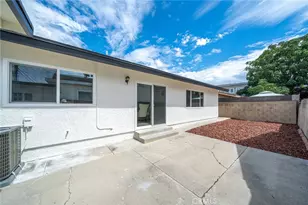 595 W 13th St, San Pedro, CA 90731 - Photo 21