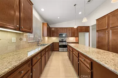 7816 Rawls Drive, Hemet, CA 92545 - Photo 17