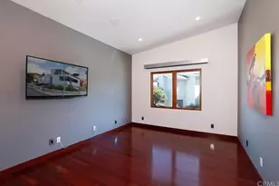 988 Acapulco, Laguna Beach, CA 92651 - Photo 5