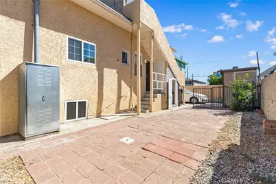 1147 S Westlake Avenue, Los Angeles, CA 90006 - Photo 73