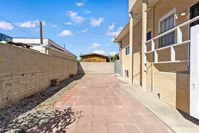 1147 S Westlake Avenue, Los Angeles, CA 90006 - Photo 71