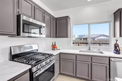 14731 Hondo, Victorville, CA 92394 - Photo 7