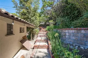 2349 Rockdell St, La Crescenta, CA 91214 - Photo 51