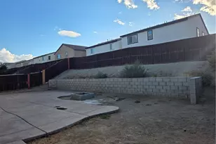 10266 Susan, Hesperia, CA 92345 - Photo 11